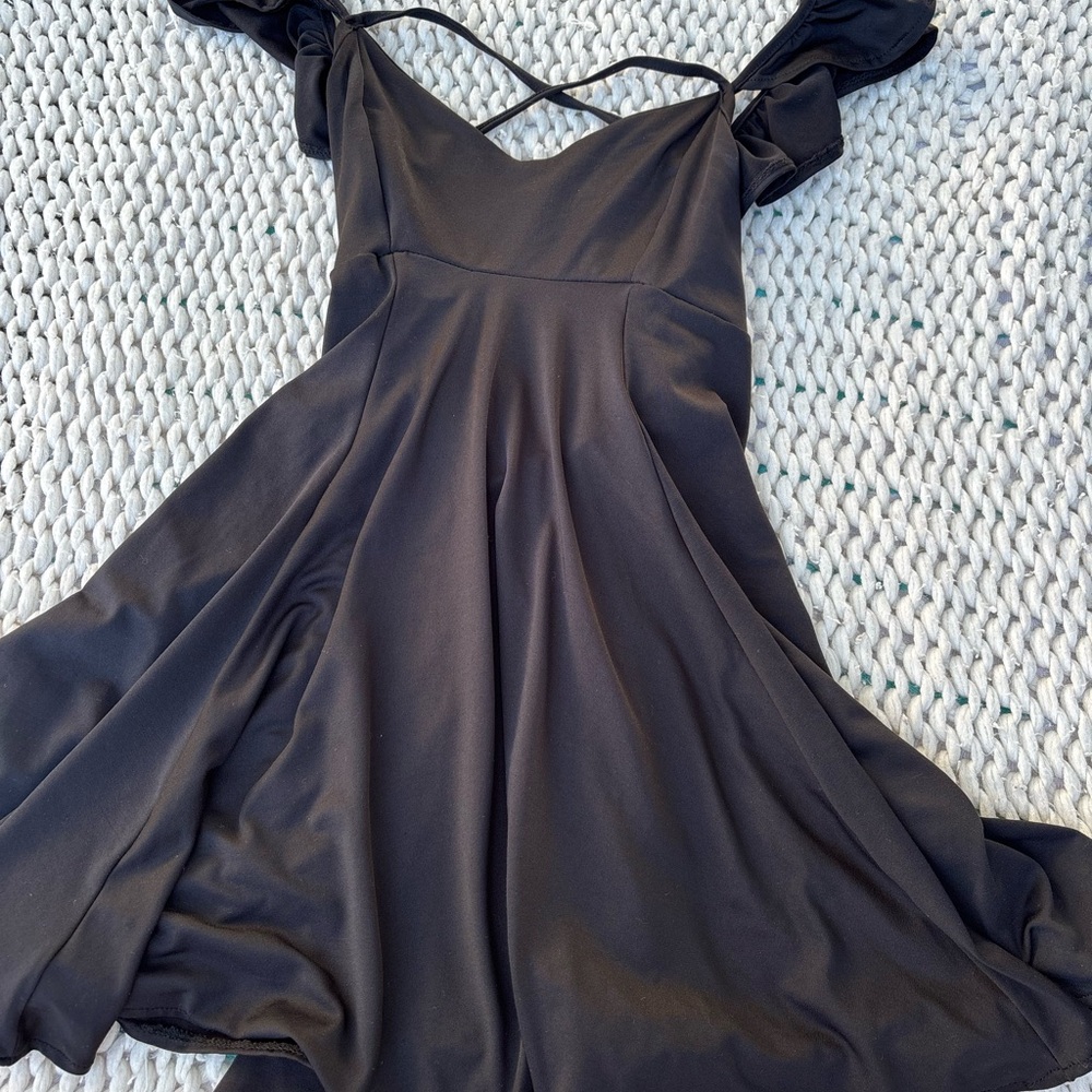 Elegant Black Ruffle Sleeve Dress